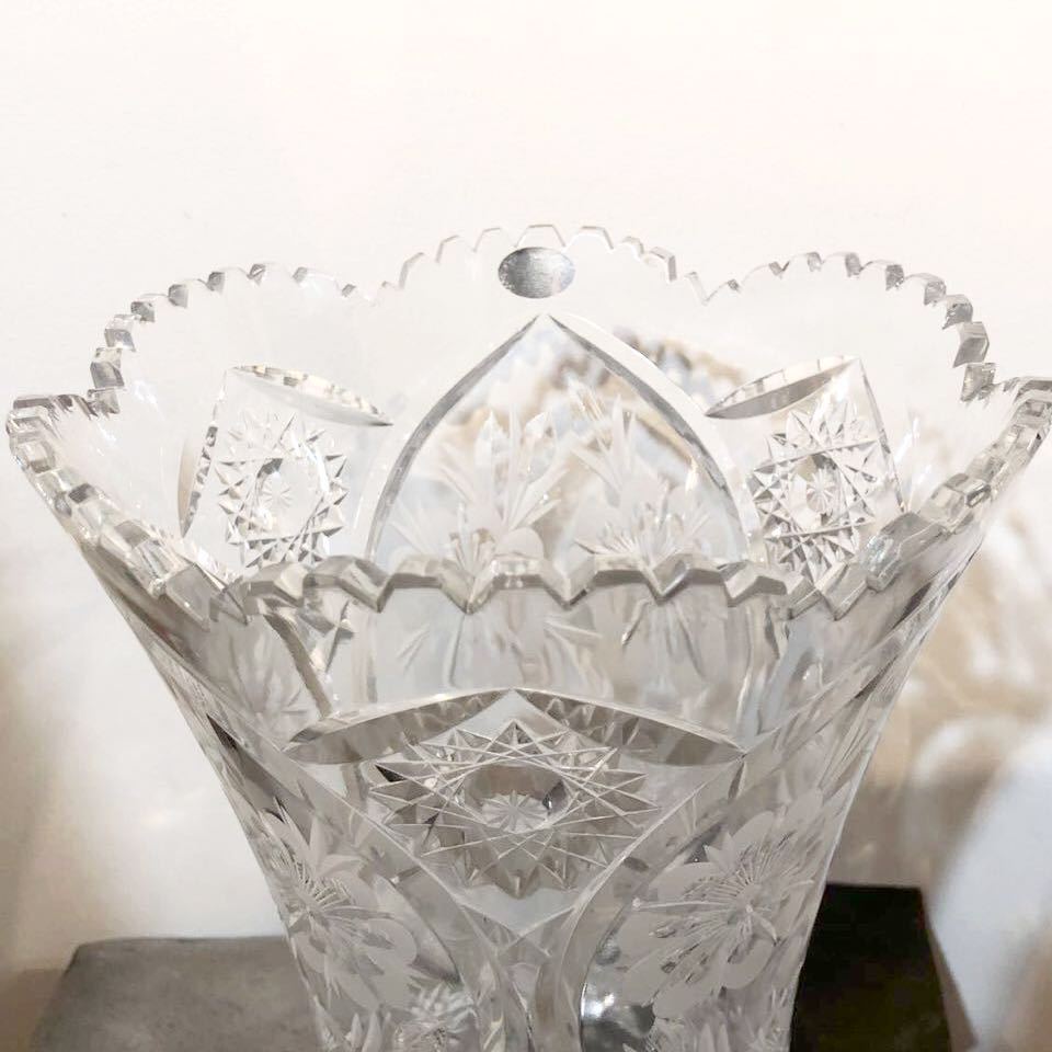 DRESDEN KRISTALL ドレスデンクリスタル カットガラス花瓶 30cm