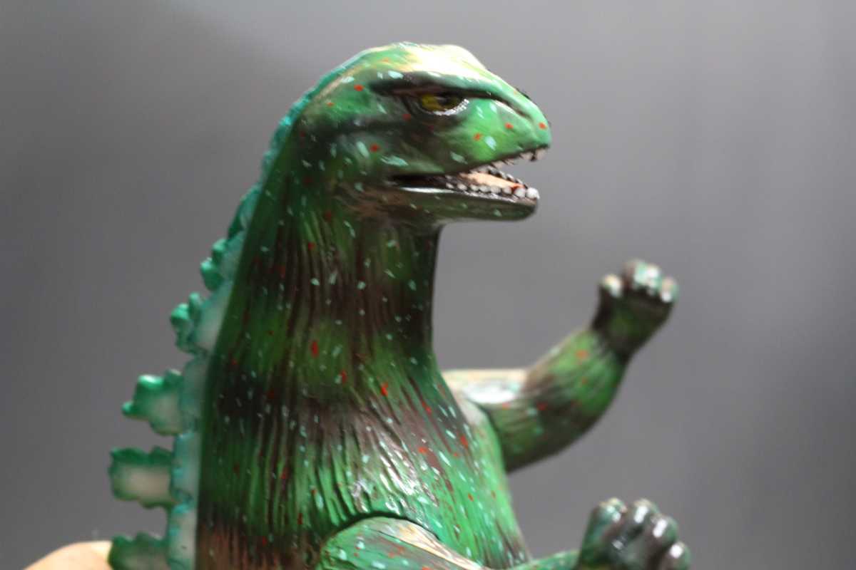 Yahoo!オークション - マルサン ゴジラ プラモデル リモコン 電動歩行