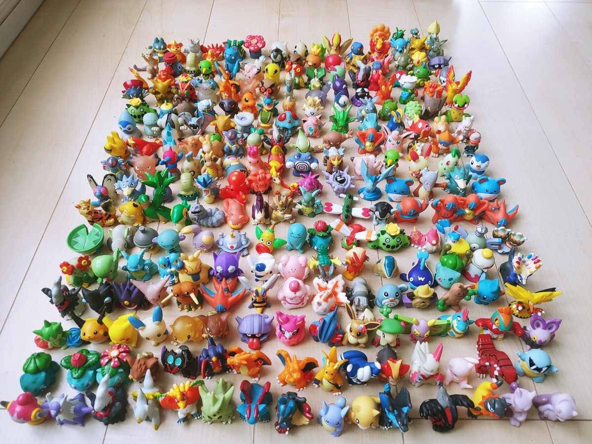 値下げ ポケモンキッズ 指人形 約240個 大量まとめ売り