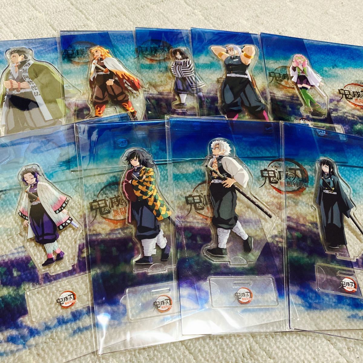 鬼滅の刃 笑い合う柱達 ランダムアクリルスタンド ufotable｜Yahoo