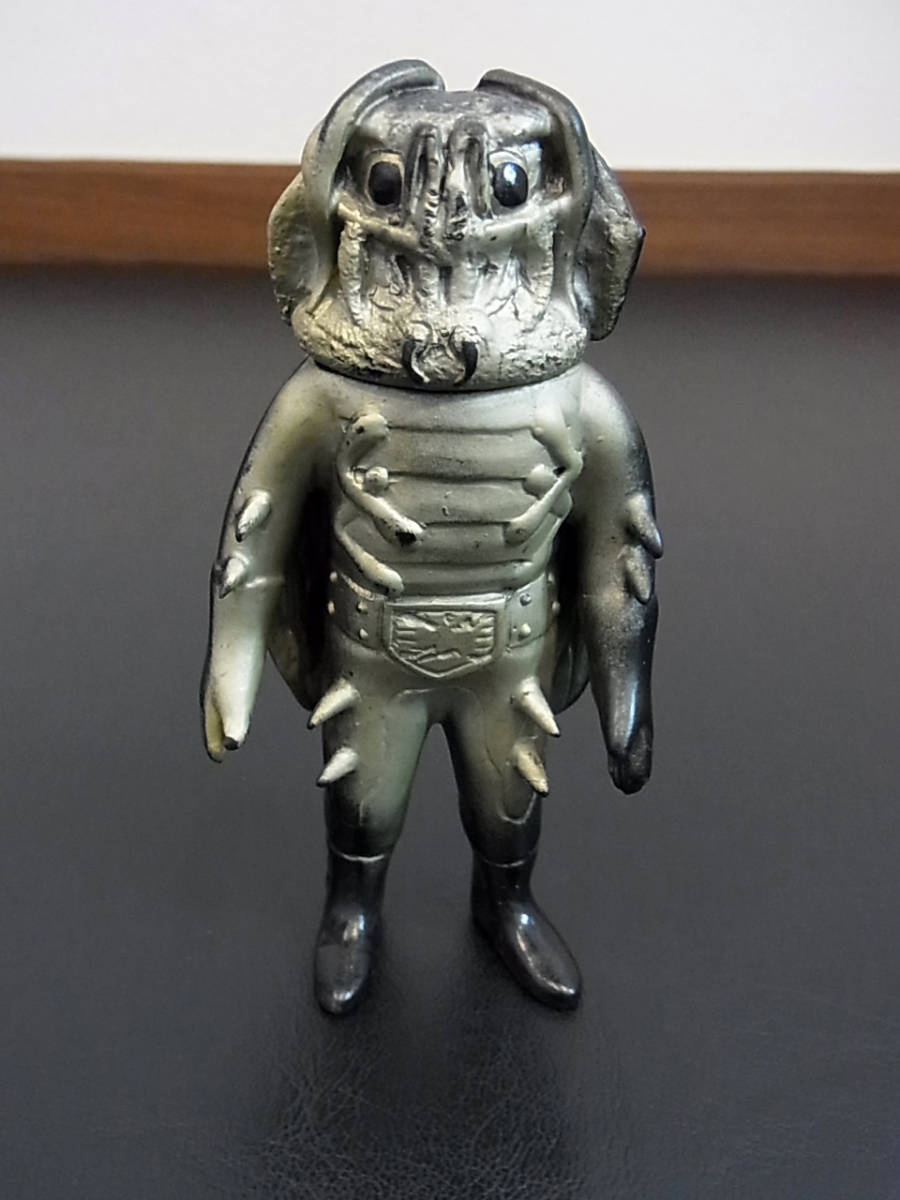 Yahoo!オークション - 当時物 ポピー ミニソフビ 仮面ライダー 怪人