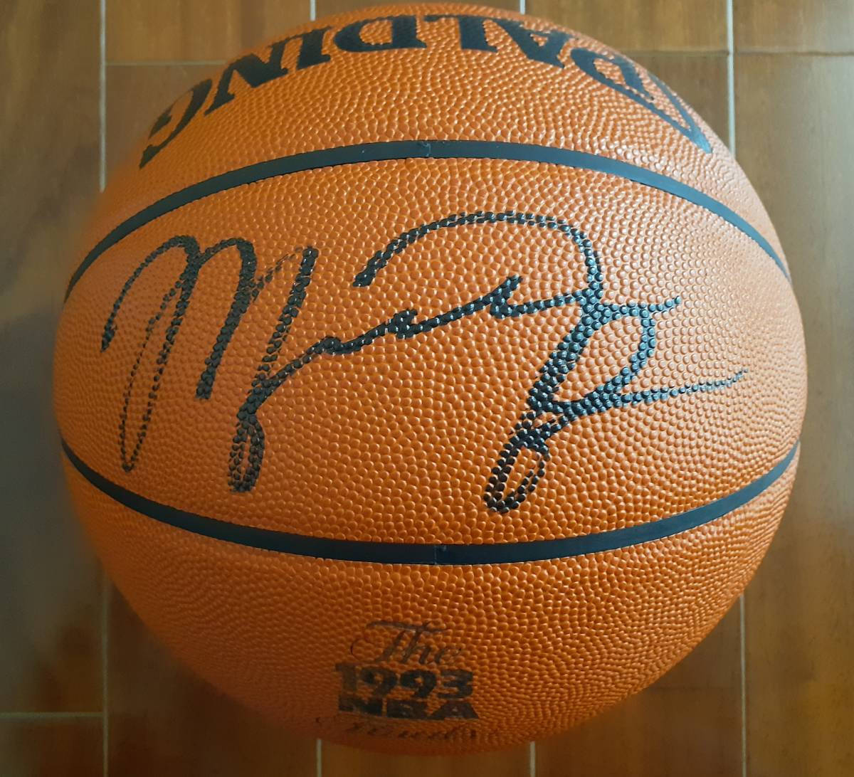 Yahoo!オークション - マイケル・ジョーダン 直筆サイン入り 1993年 NB