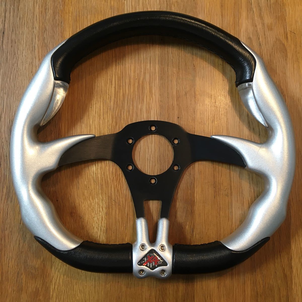 SIMONI RACING X4 シモーニレーシング レザー ステアリングホイール