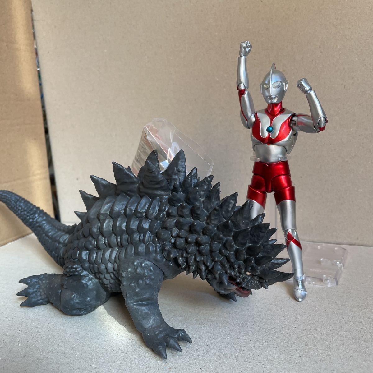 Yahoo!オークション - ウルトラ大怪獣シリーズ5000 マグラー（ソフビ）