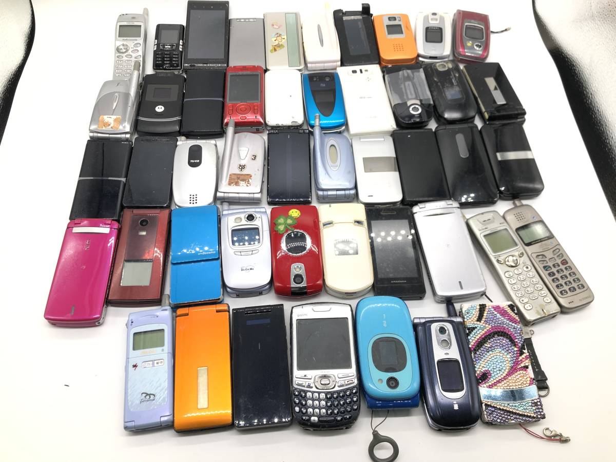 Yahoo!オークション - 【携帯電話】ガラケー まとめ ドコモ au ソフト