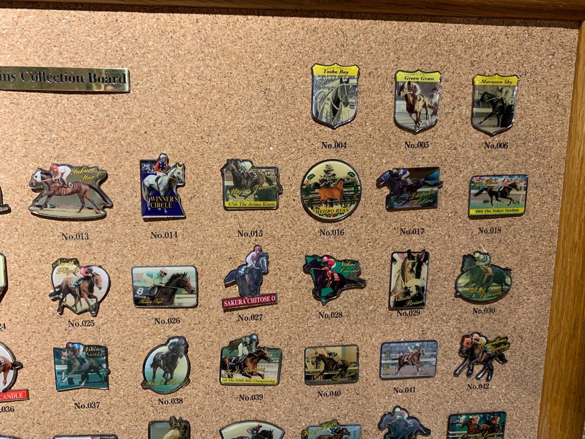JRA 競走馬ピンバッジ コレクション 90頭【すべて G1馬】レアな物多数
