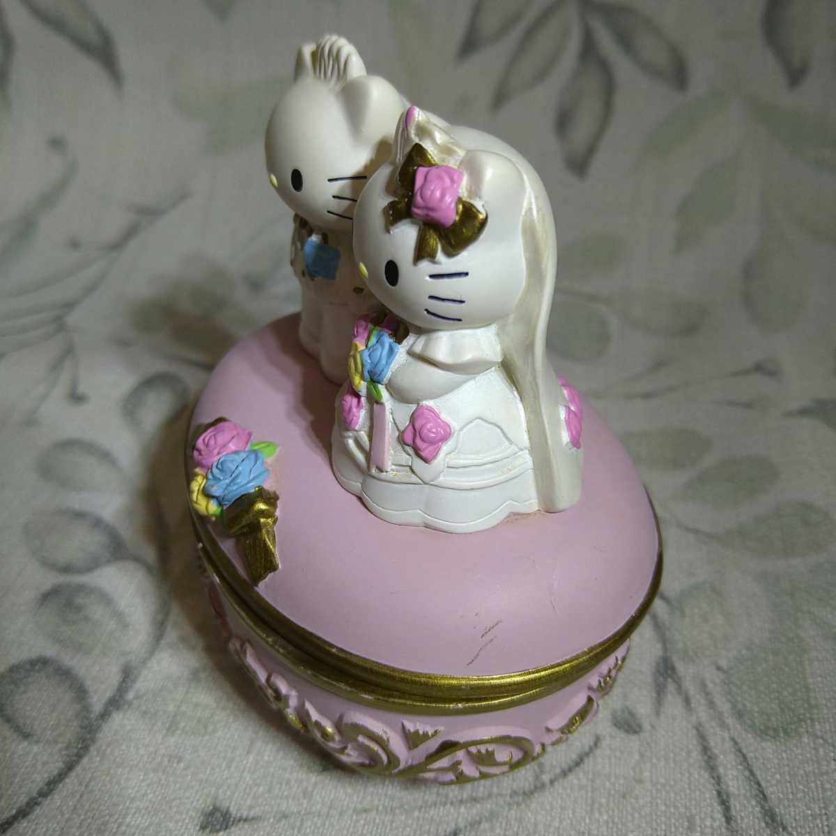 d*3様 【レア】ハローキティ ダニエル☆ウェディング 小物入れ☆2001年