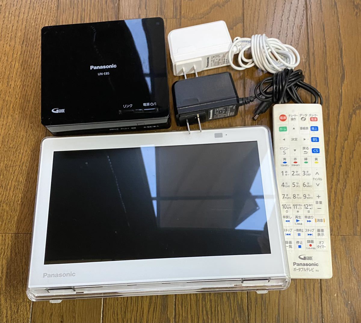 Yahoo!オークション - Panasonic プライベートビエラ ポータブルテレビ