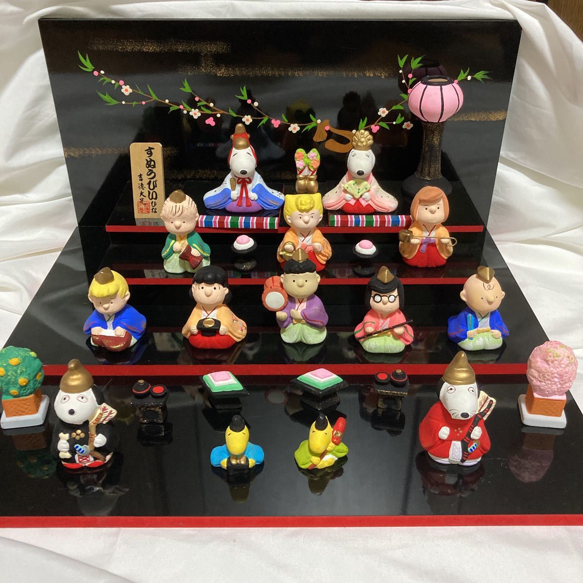 Yahoo!オークション - 吉徳大光作 スヌーピー SNOOPY ひな人形 段飾り