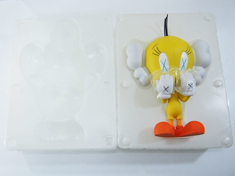 KAWS ORIGINALFAKE トウィティー 黄色 カウズ メディコムトイ KAWS