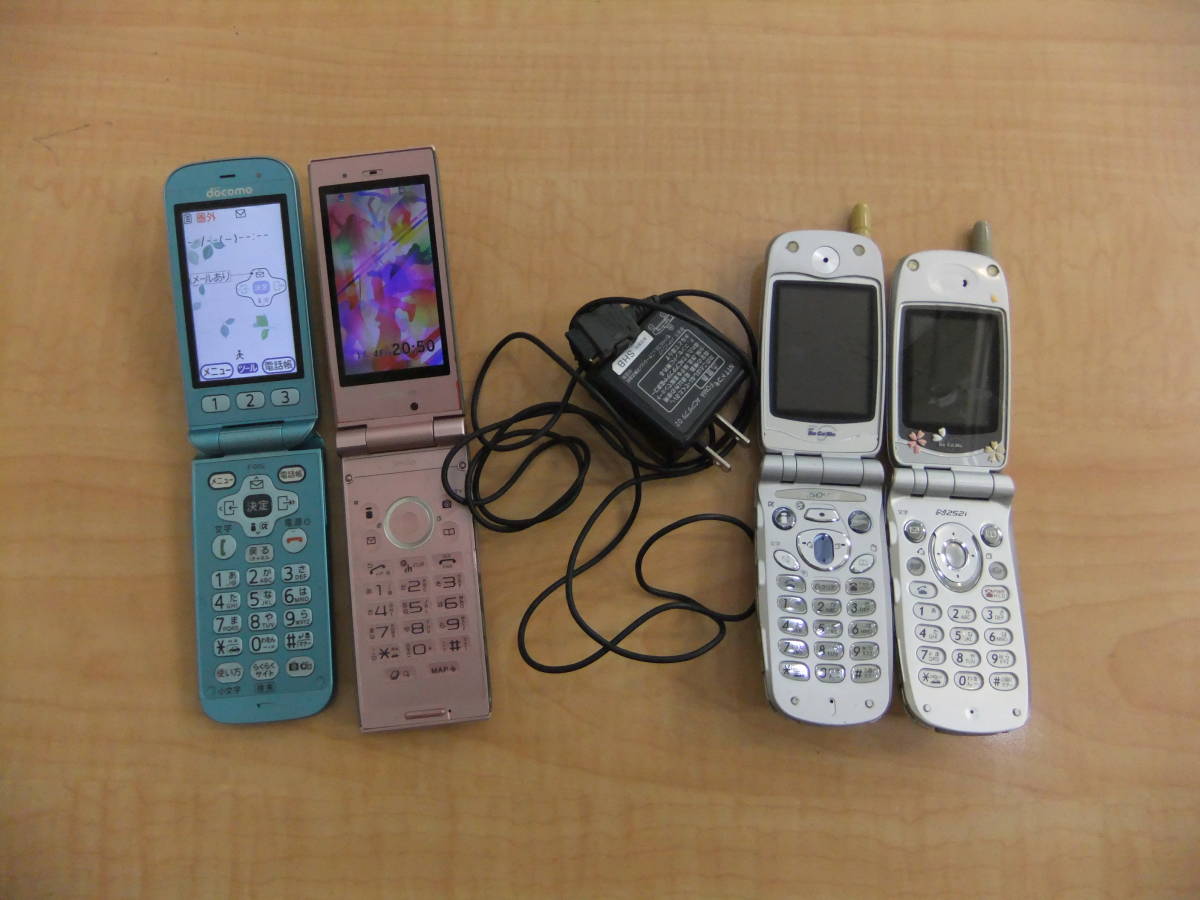 Yahoo!オークション - NTTドコモ ガラケー パカパカ携帯 4台おまとめ