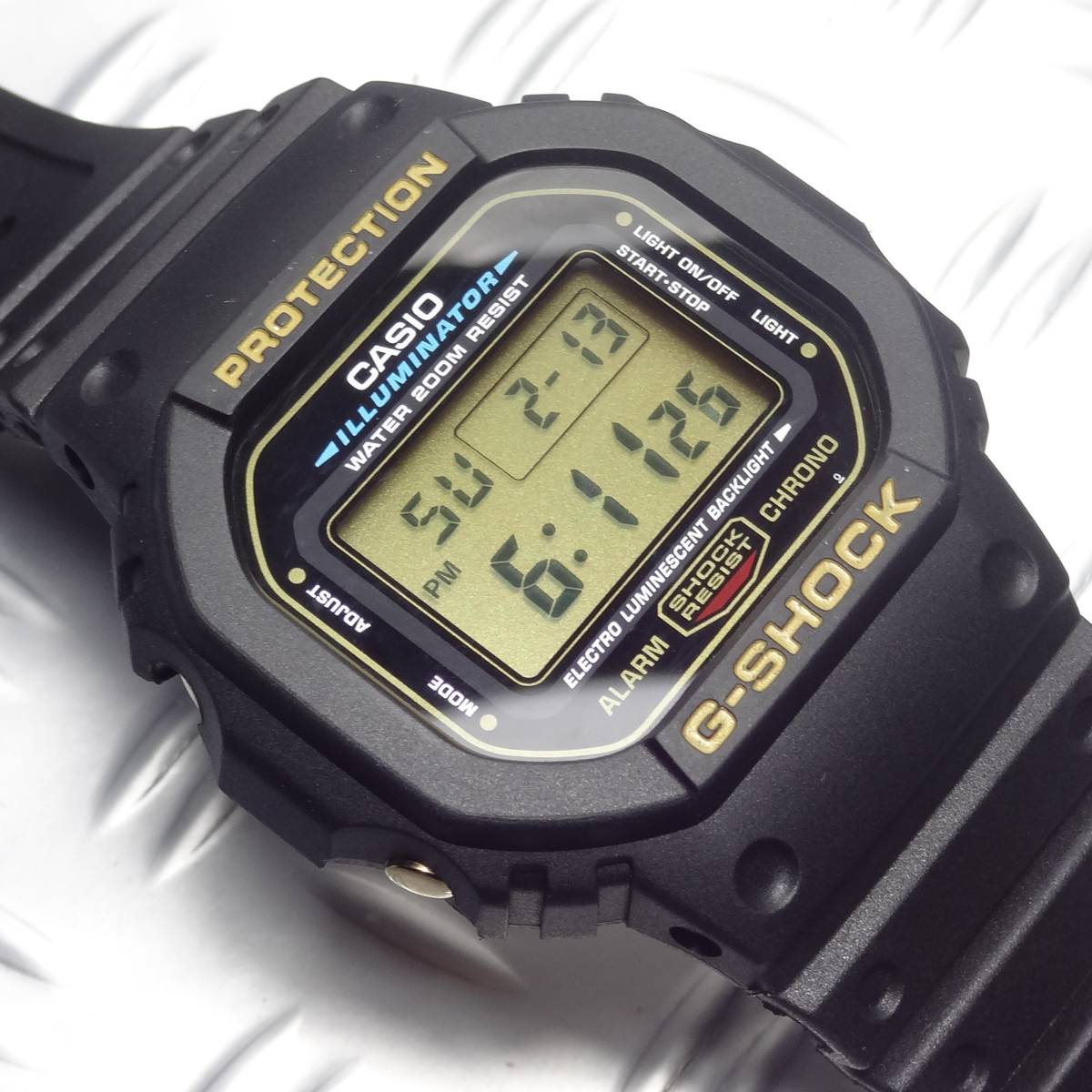 Yahoo!オークション - レア 未使用品 G-SHOCK DW-5600EG-9V 復刻ゴール