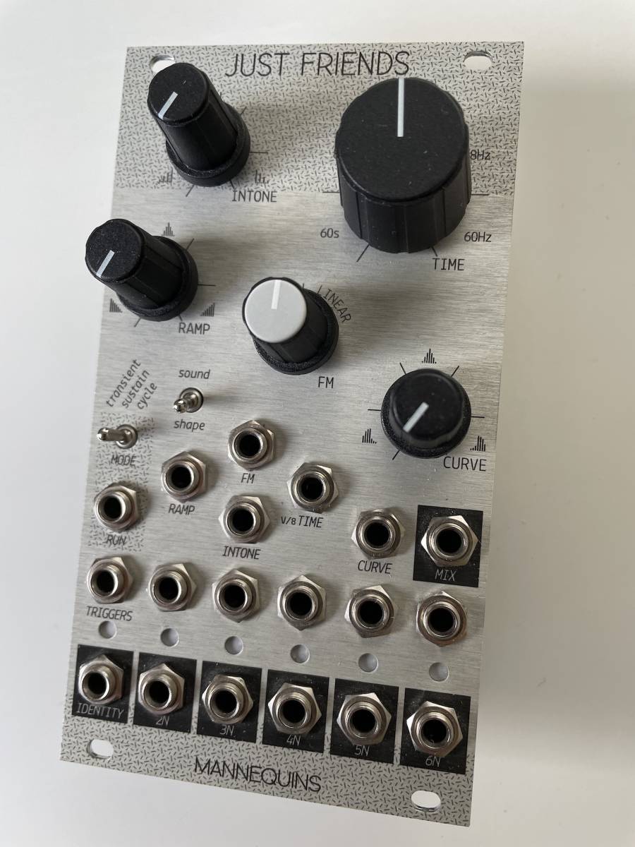 Mannequins Just Friends モジュラーシンセ Mannequins Just Friends