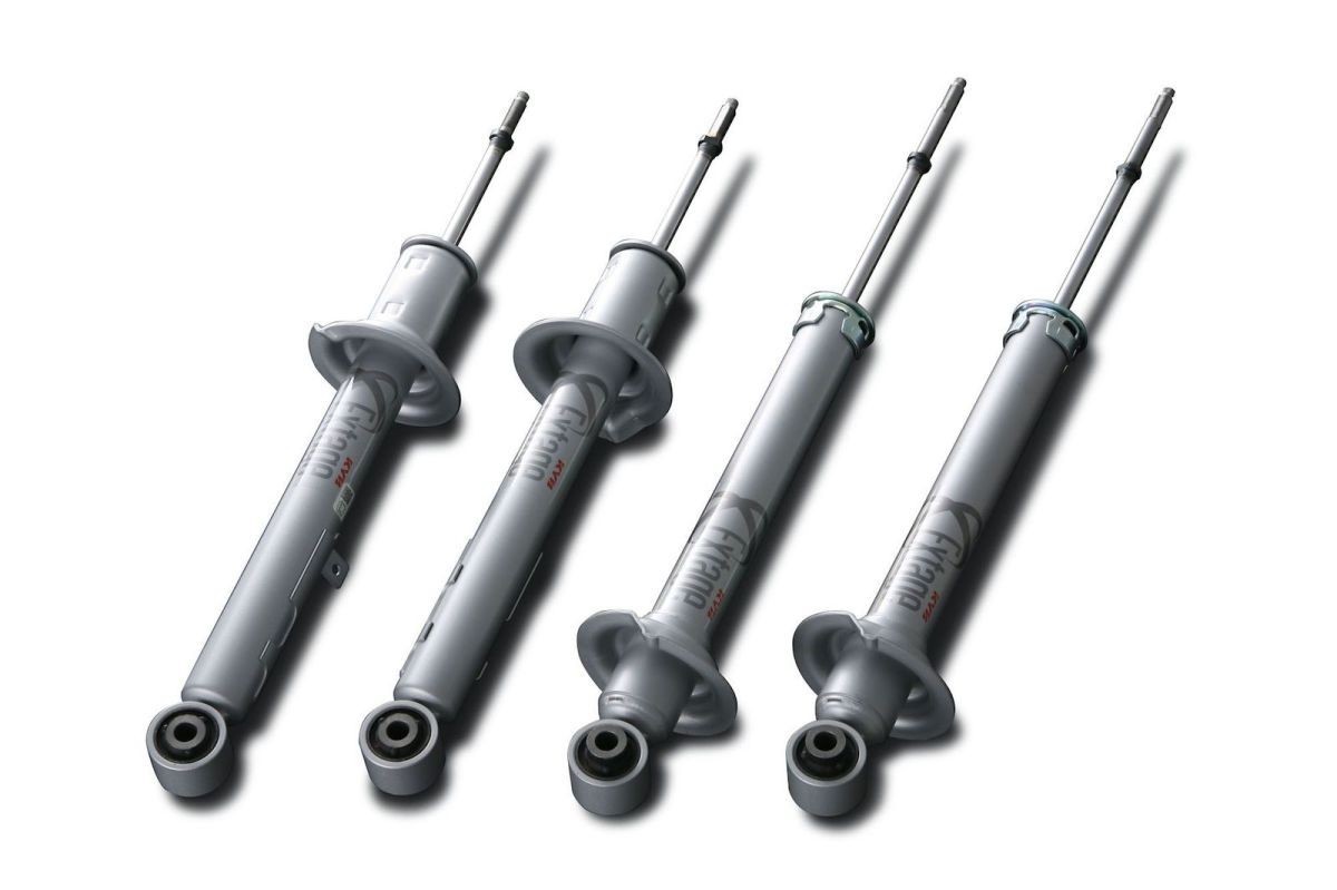 KYB Extageショックアブソーバー前後セット ZWA10レクサスCT200h F