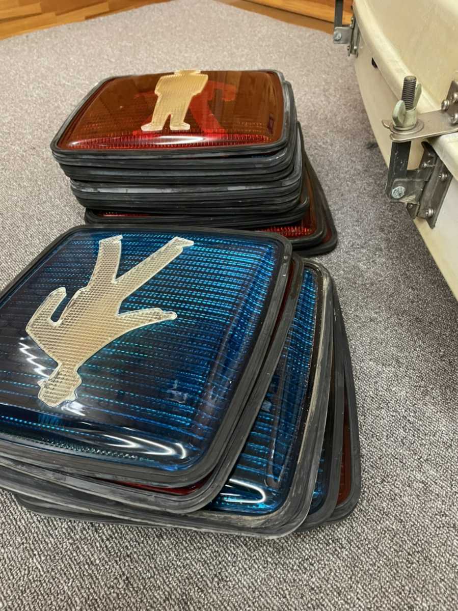 Yahoo!オークション - 【希少激レア】信号機 本物 日本信号株式会社 プ