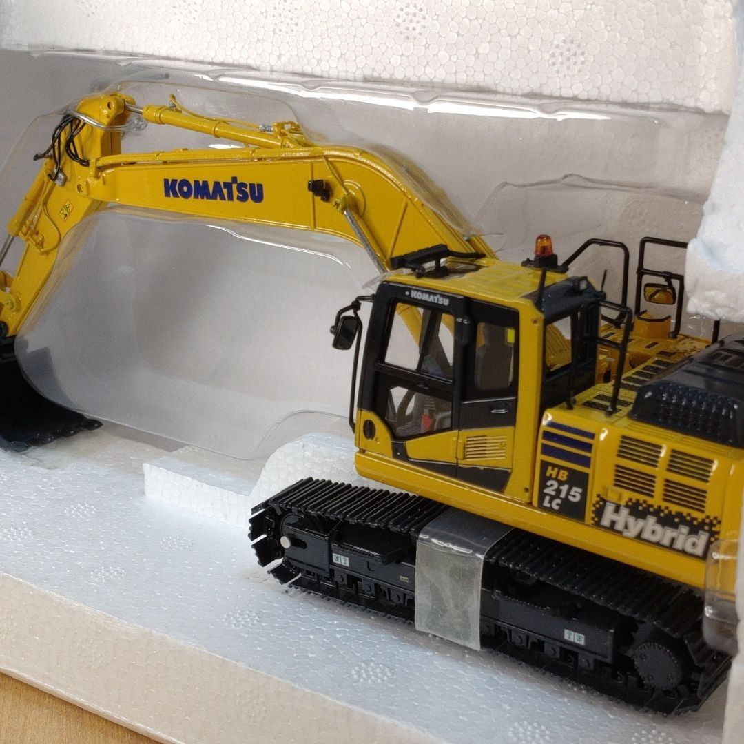 KOMAT'SU HB215 Hybrid ダイキャストモデル 1:50 KOMAT'SU HB215