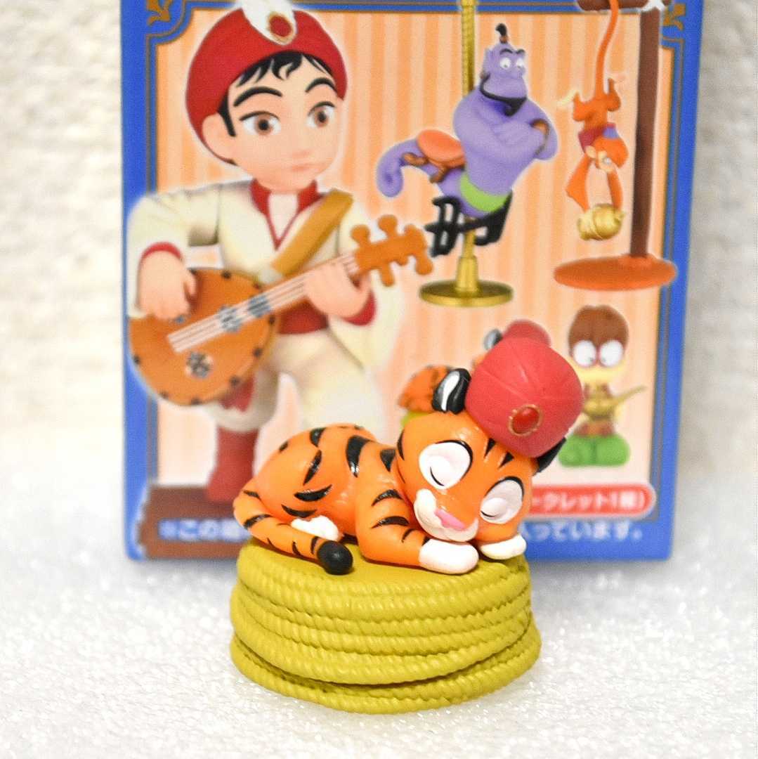 新品未使用】東京ディズニーリゾート ミニチュアフィギュア