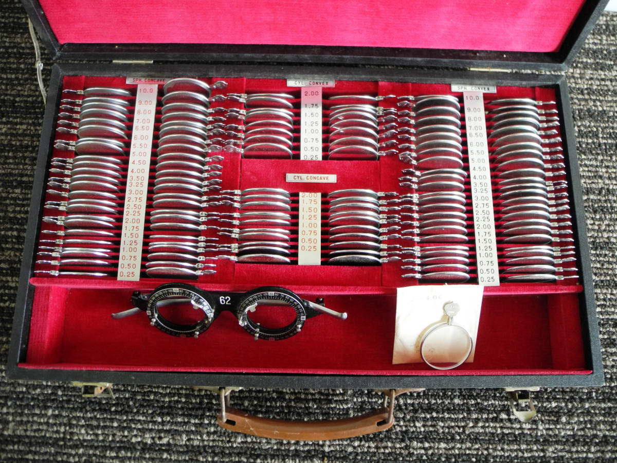 Yahoo!オークション - CHERRY 古い 検眼レンズセット ケース入り 視力