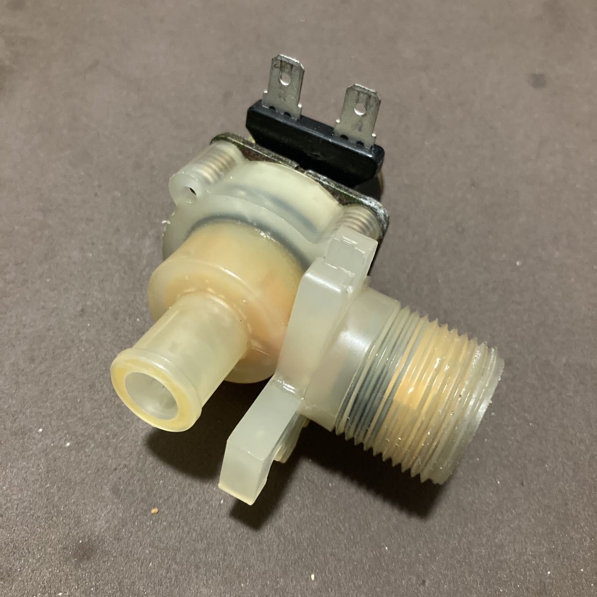 Yahoo!オークション - ホシザキ 製氷機 電磁弁 100V 部品