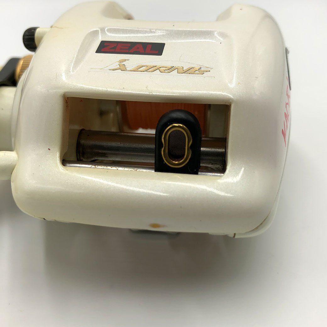 Yahoo!オークション - ズイール イクシオーネ カオリ ホワイト 右巻 ベ