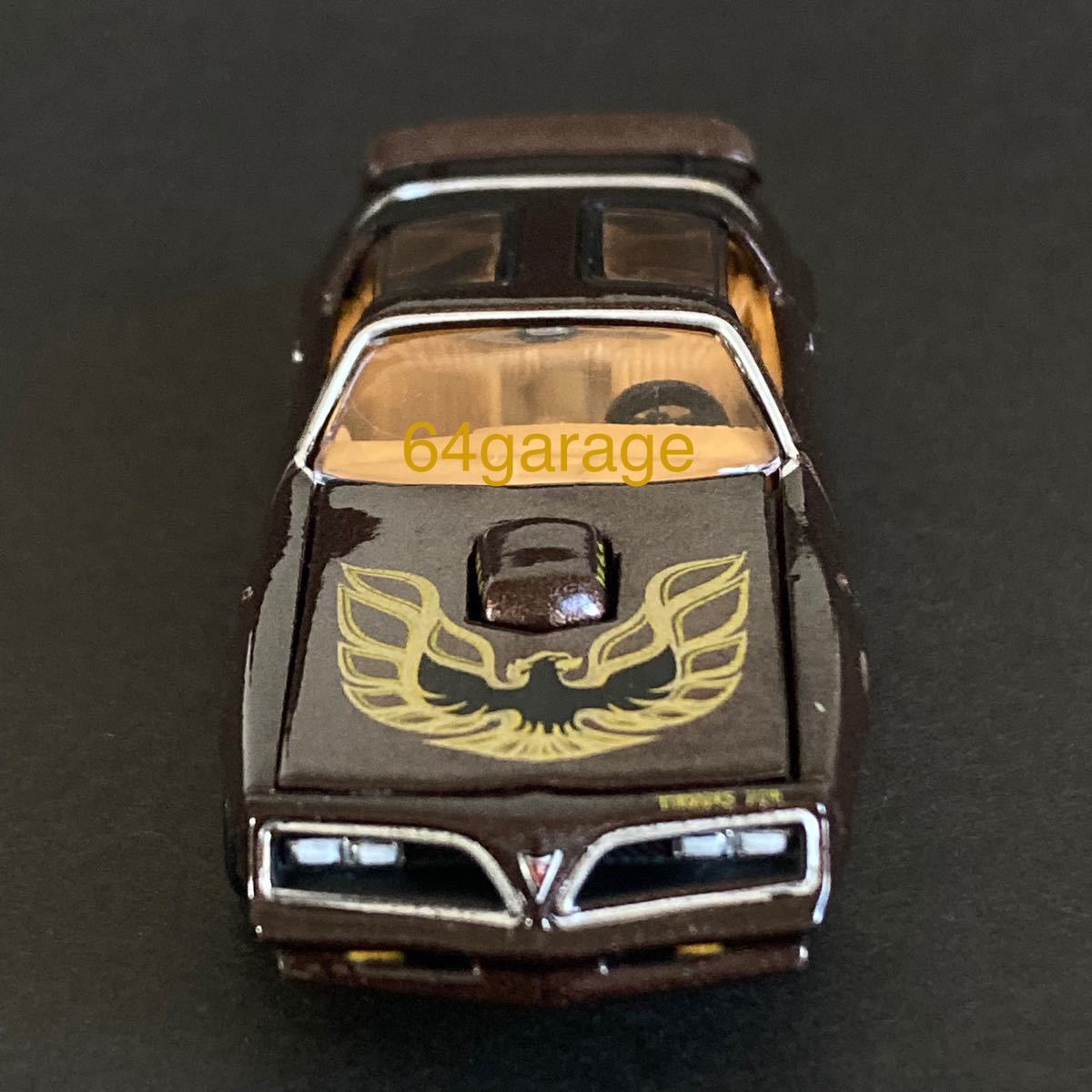 1/64 ポンティアック ファイアーバード トランザム ジョニー