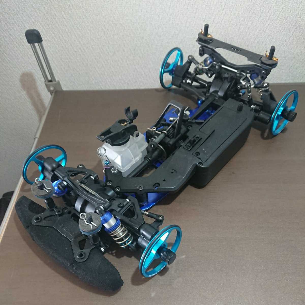 t*8様 京商FW05 エンジンラジコン t*8様 京商FW05 エンジンラジコン t