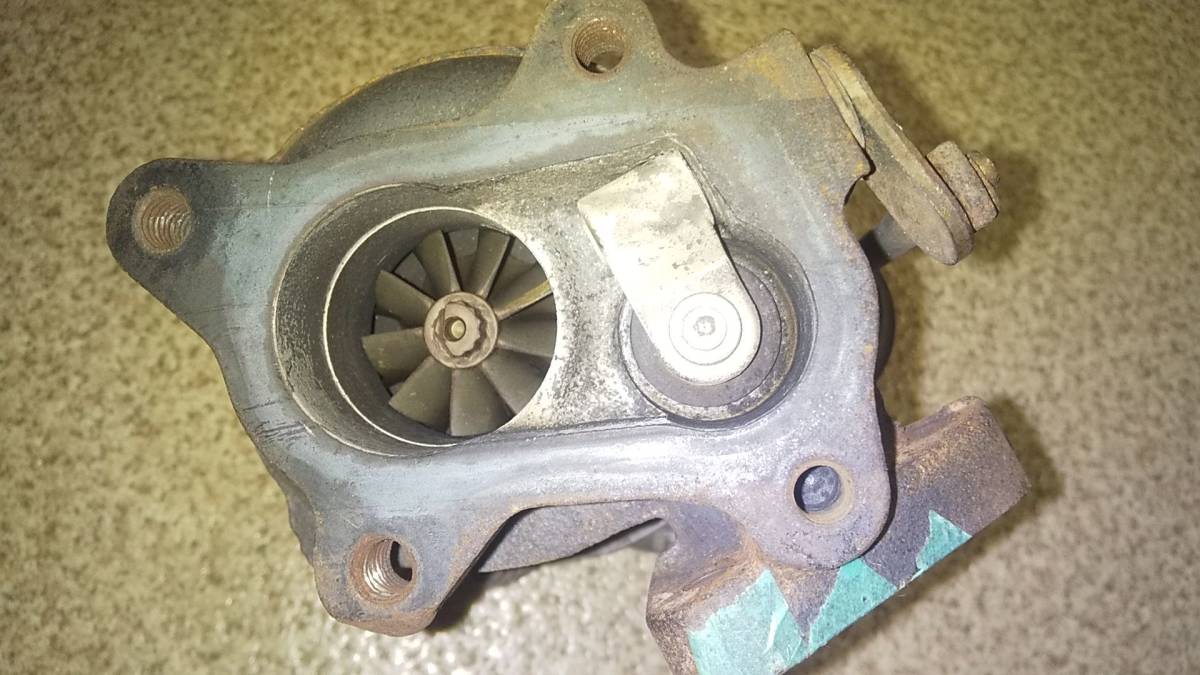 HITACHI 過給器 HT06-16 1417 4NA36-T20 本体