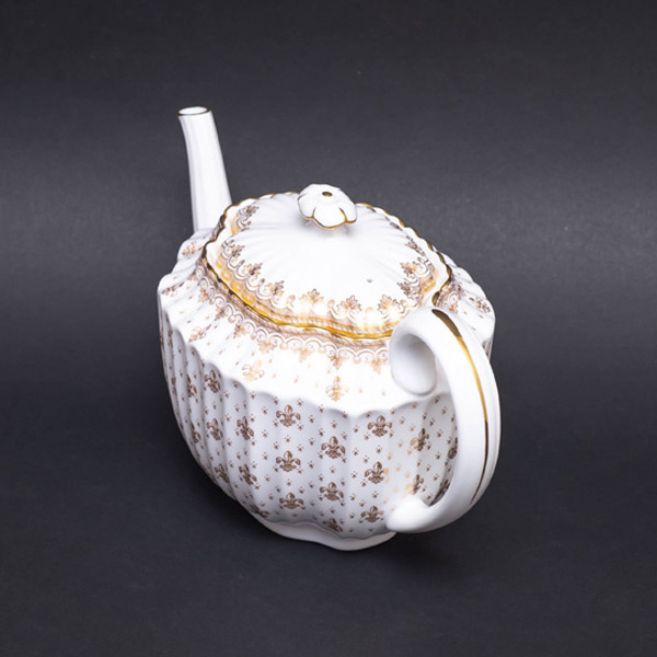 清風与平 瑍白磁 浮文釉下彩 皿 10枚 共箱 清風与平 瑍白磁 浮文釉下彩