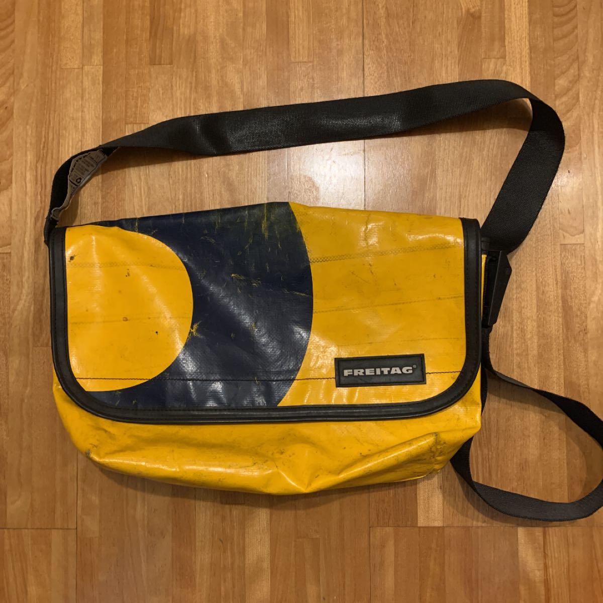 FREITAG フライターグ メッセンジャーバッグ surfside6廃盤｜Yahoo