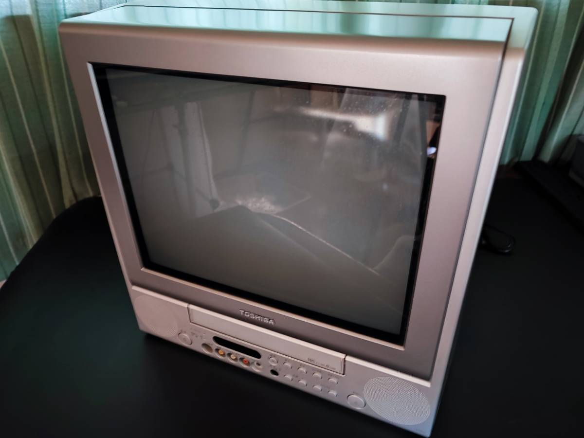Yahoo!オークション - 1999年製・東芝【東芝テレビデオ・15インチ（15V