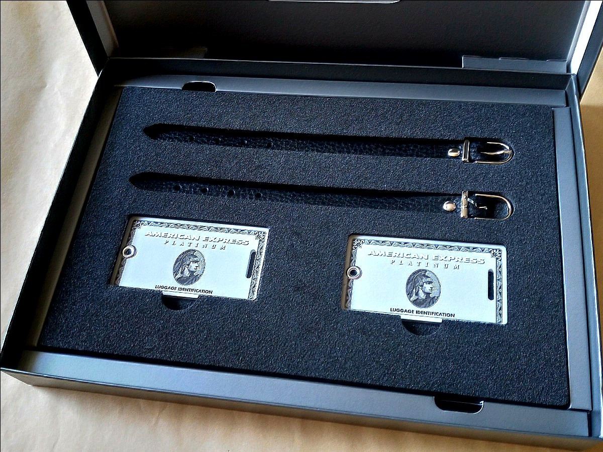 非売品】アメリカンエキスプレス プラチナカード 刻印入りの鍵 非売品