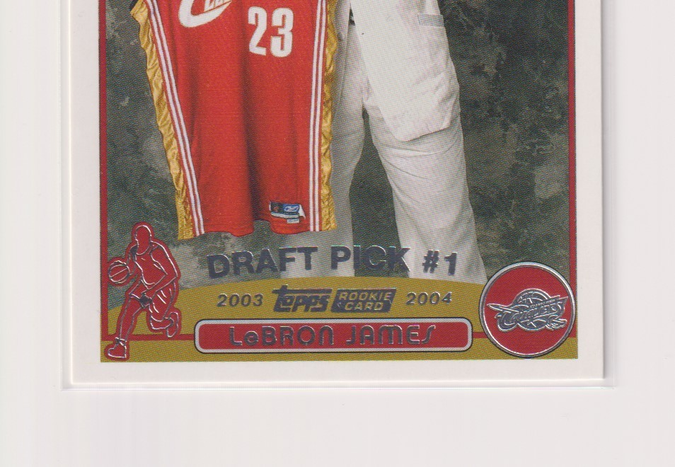 NBA LEBRON JAMES ROOKIE CARD 2003-04 Topps No 221 BASKETBALL