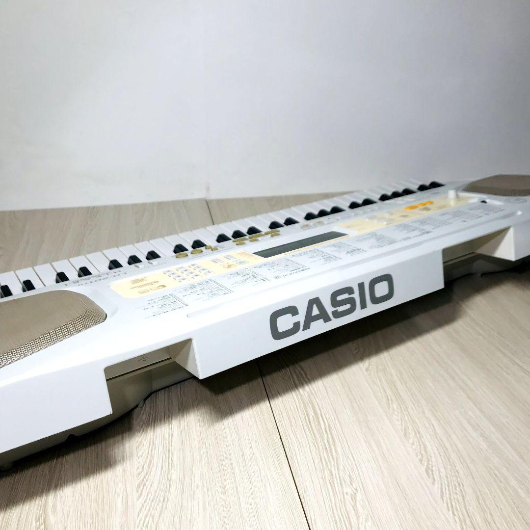 CASIO LK-201TV カシオ キーボード 光ナビゲーション 電子ピアノ
