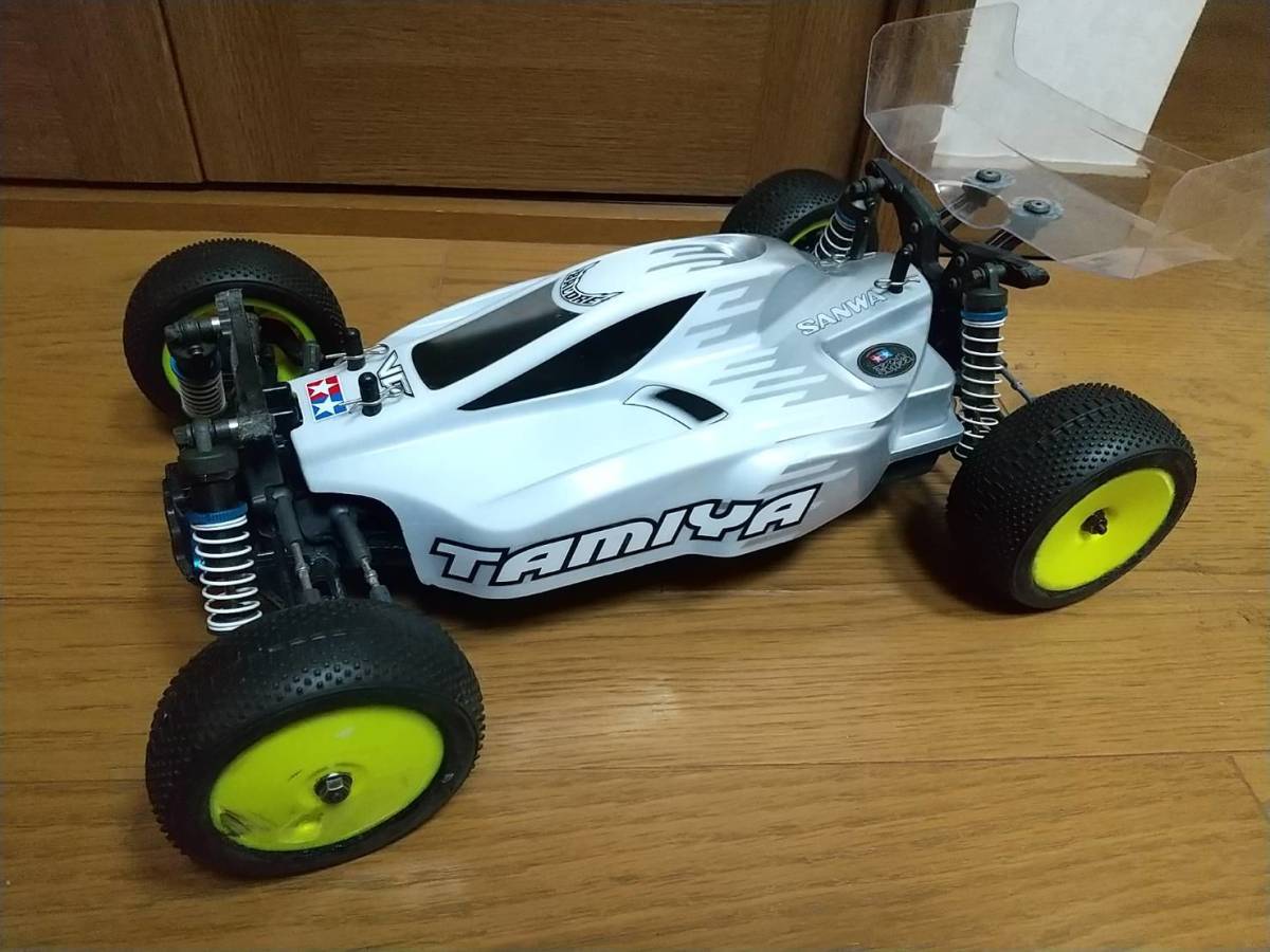 タミヤDB01シャーシ、オプション多数装備、ボディ付き タミヤDB01