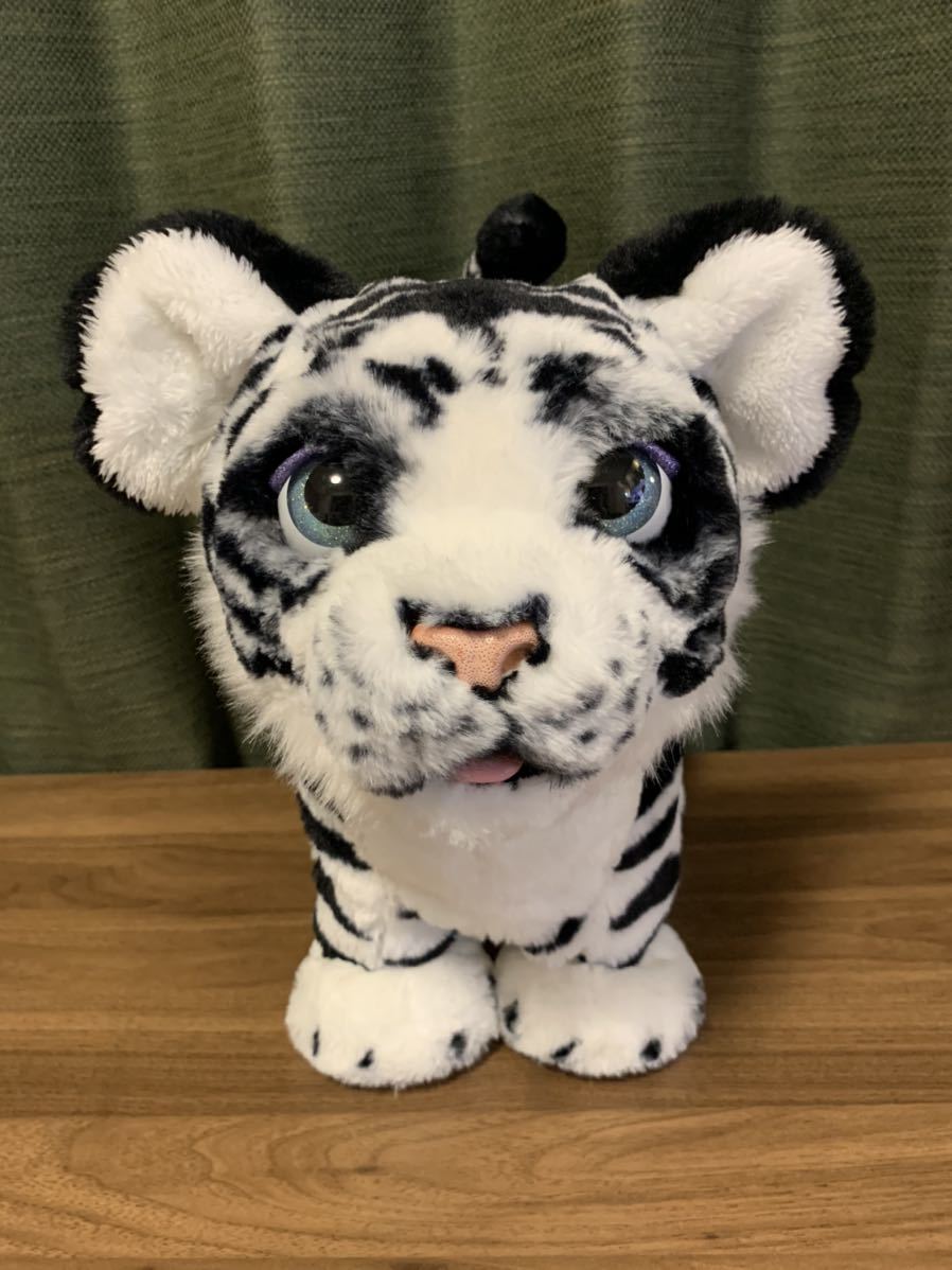 3737 レア美品 ファーリアル ロアーリングアイボリー ホワイトタイガー