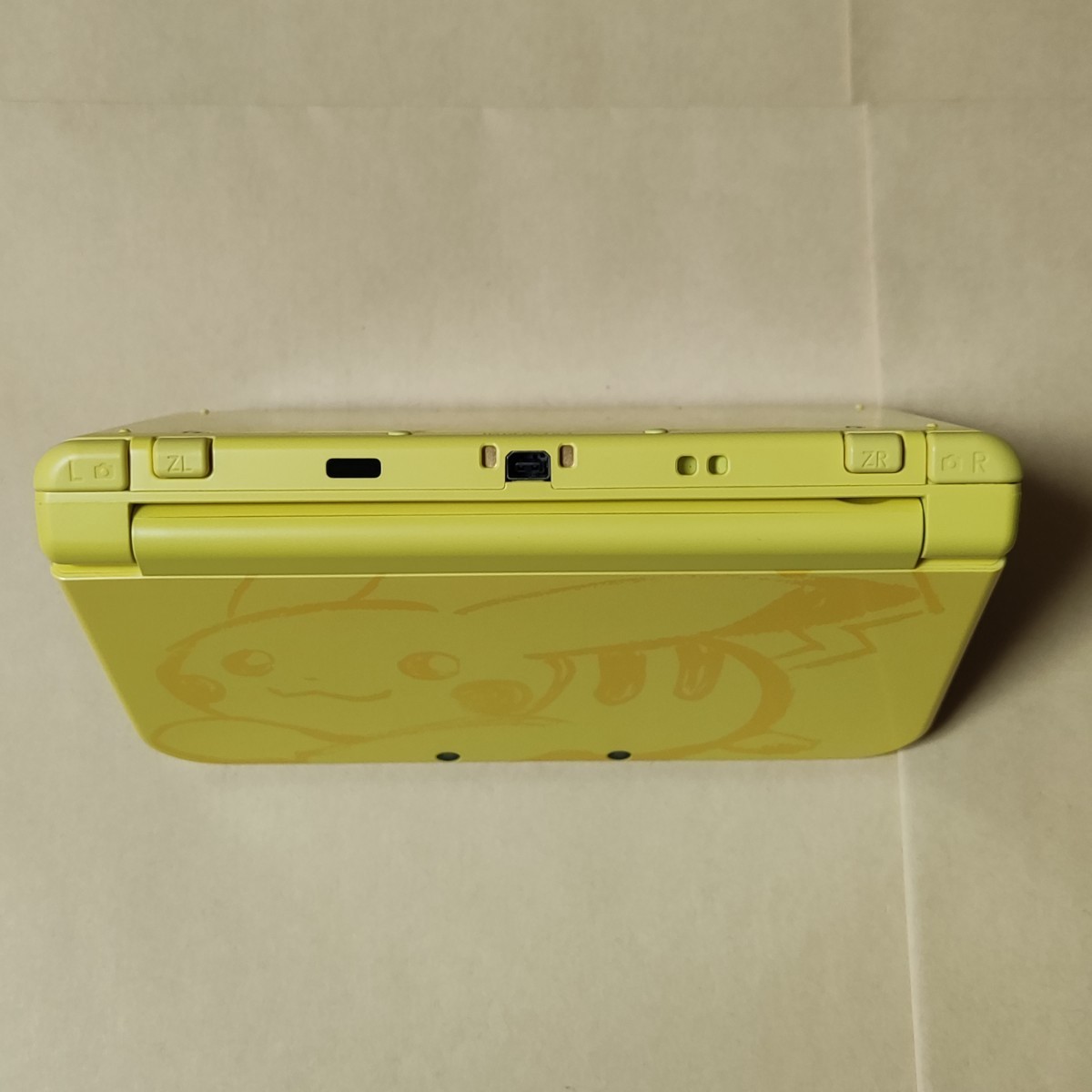 Newニンテンドー3DS LL ピカチュウ【イエロー】ポケモンセンター