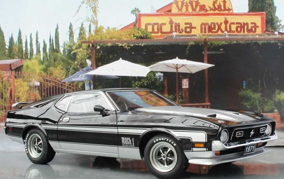 Yahoo!オークション - オートアート 1/18 1971 フォード マスタング マ