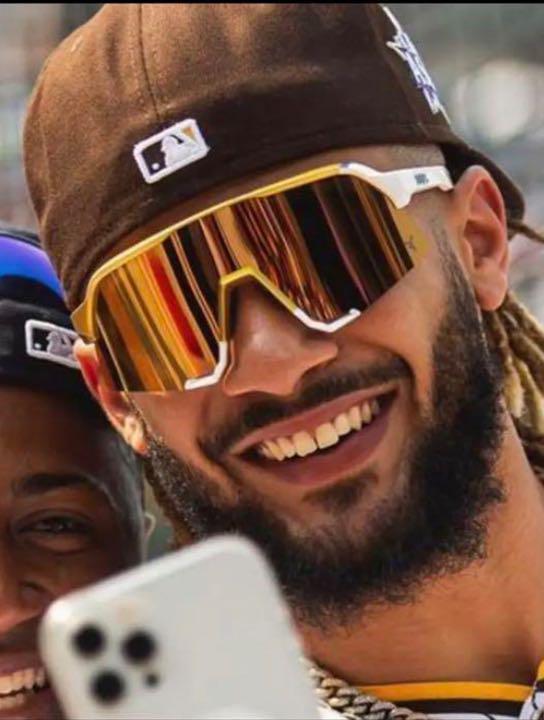 フェルナンドタティスJr 100% コラボ サングラス ワンハンドレッド