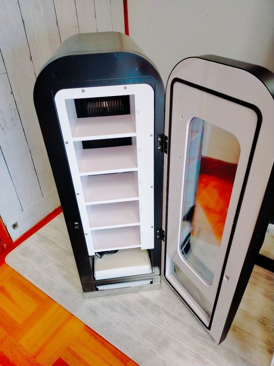 セール THANKO 自動販売機型保冷庫 俺の自販機 SCSMVMFH アーモンド