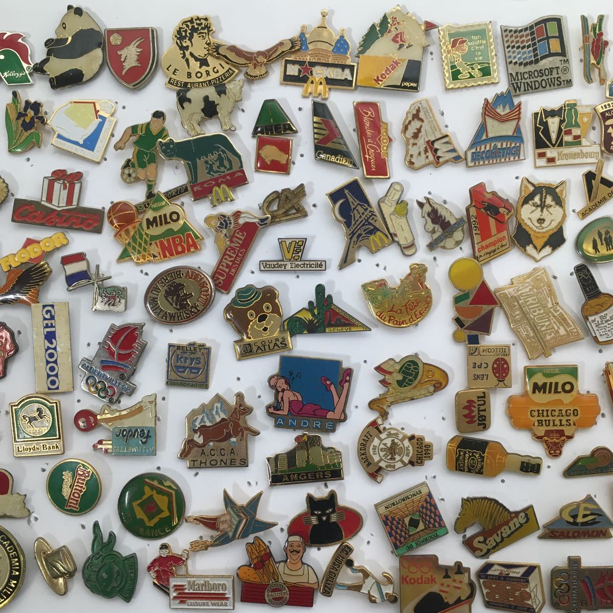 100個セット まとめ売り フランス ピンズ ピンバッジ アタッチメント