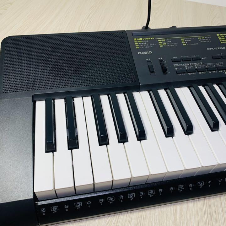 極美品 casio 電子キーボード CTK-2200 譜面台 純正アダプター付