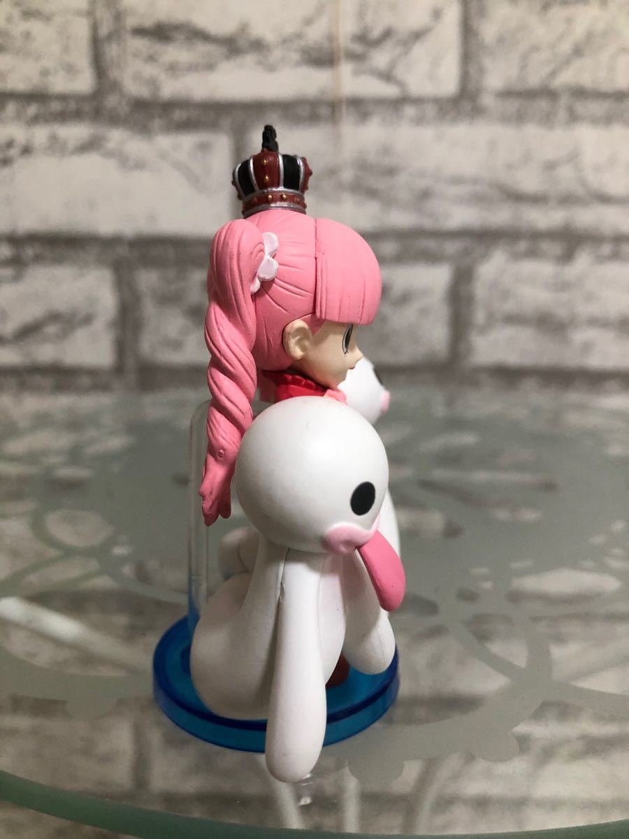 ワンピース ワールドコレクタブル フィギュア ペローナ ホロホロ