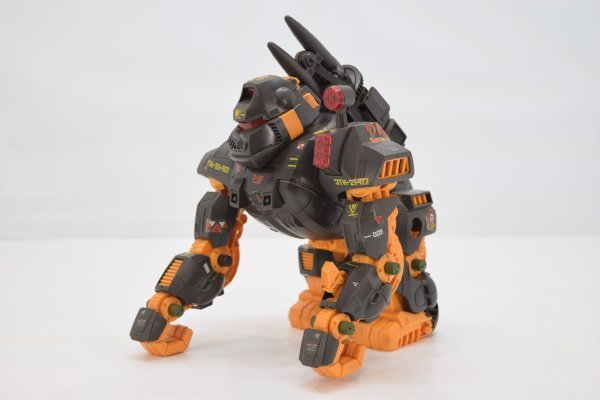 Yahoo!オークション - 動確 トミー 旧ゾイド アイアンコング・マークⅡ