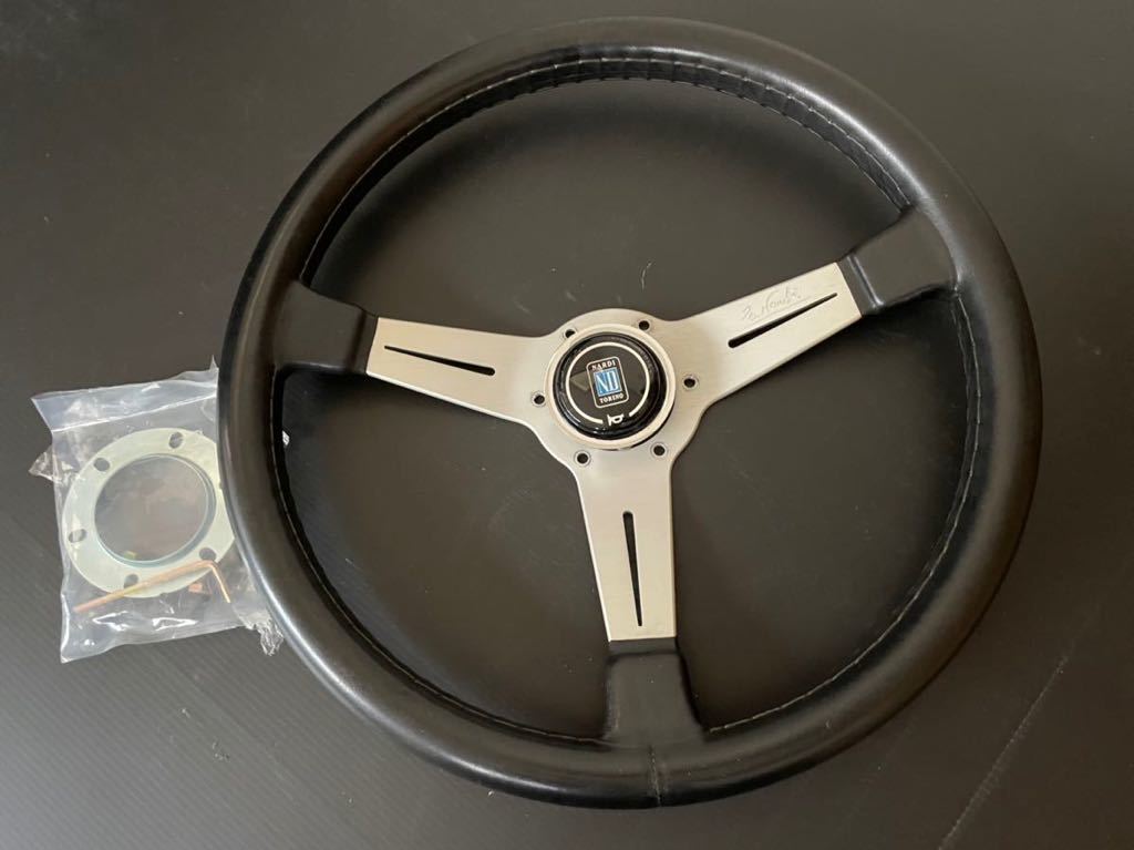 Yahoo!オークション - ナルディ FET刻印 クラシック レザー ステアリン