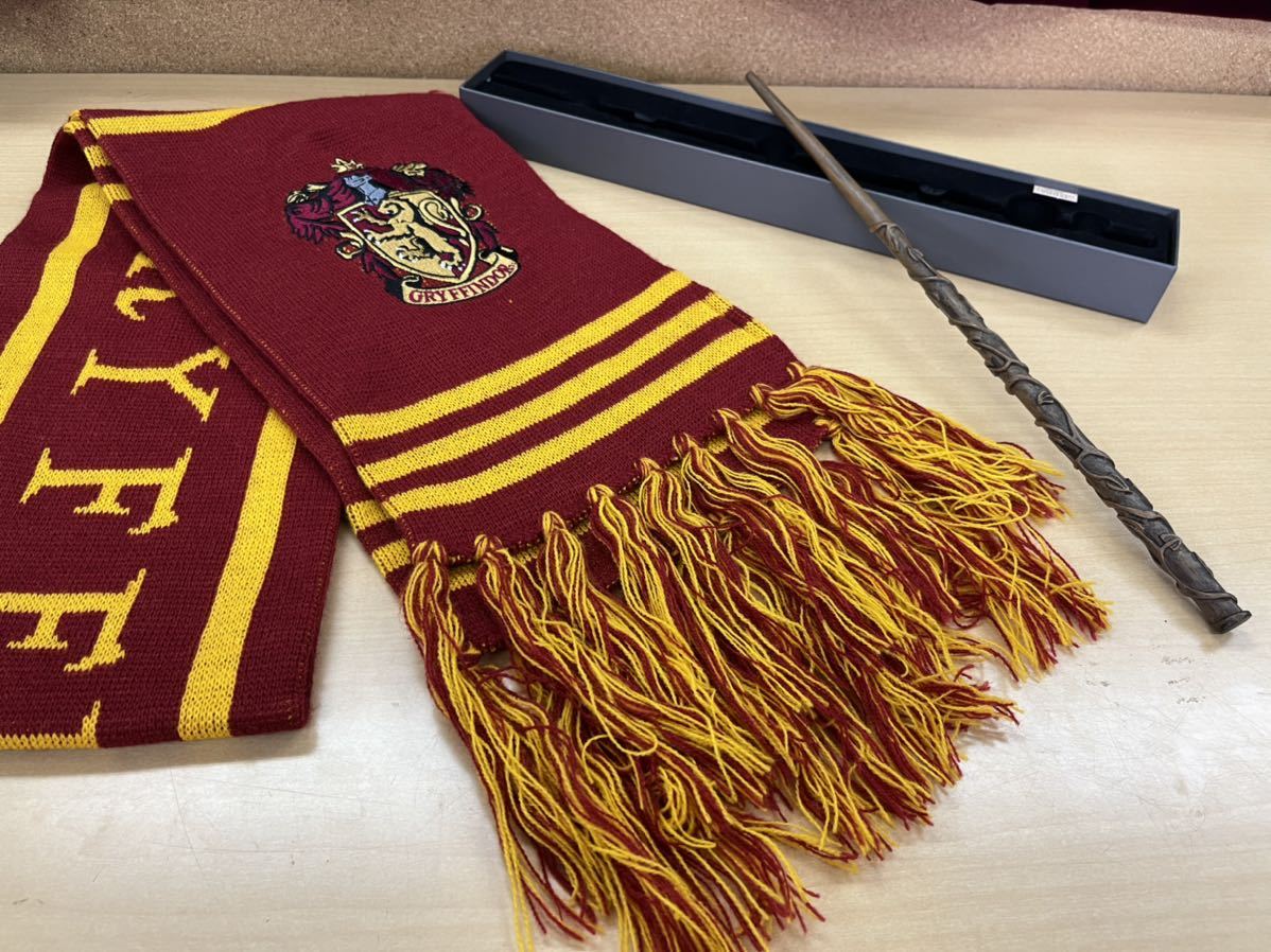 Yahoo!オークション - USJ限定 ハリーポッター 杖 マフラー セット ハ