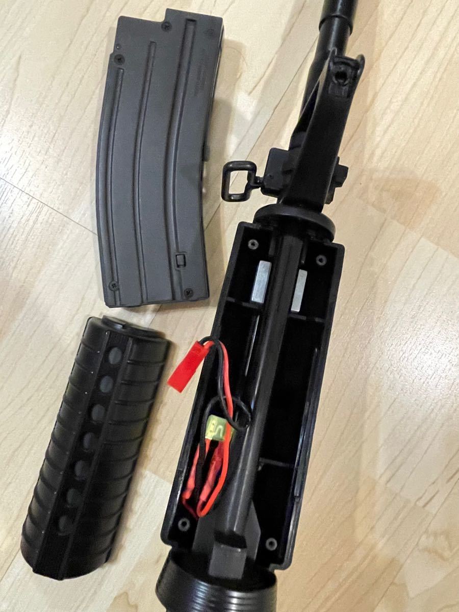東京マルイ 10禁 電動ガンボーイズ M4A1 リポ化 SBD 平型ヒューズ搭載