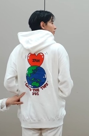 JO1 OTDパーカー XL｜Yahoo!フリマ（旧PayPayフリマ）