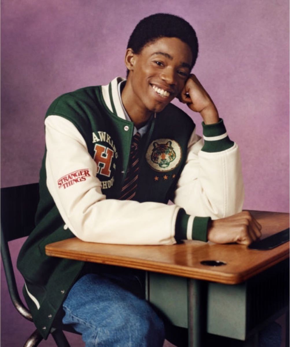 即日発送】ストレンジャーシングス×H&M 限定コラボスタジャン