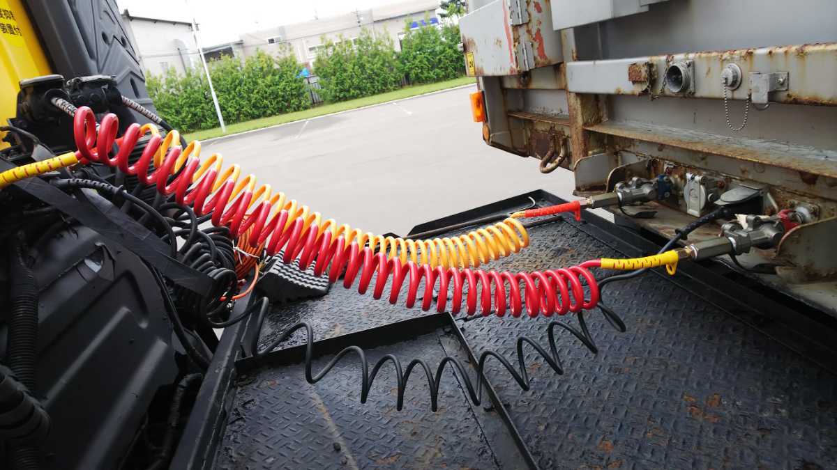 トレーラー スパイラル ホース エアー ブレーキ ホース コイル ホース