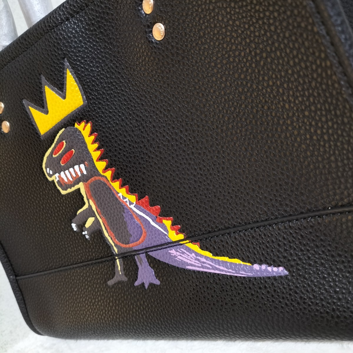 2021秋新作 coach コーチ×バスキア コラボ恐竜 トート ショルダー